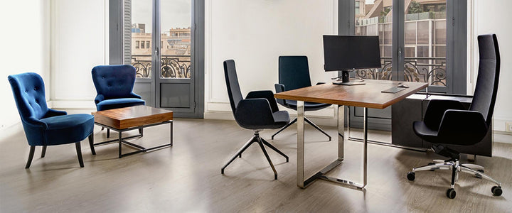 moder office furniture is a spacious office
